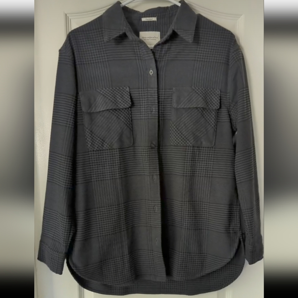 Abercrombie And Fitch Oversized Black & Navy Plaid Shirt Jacket - Small